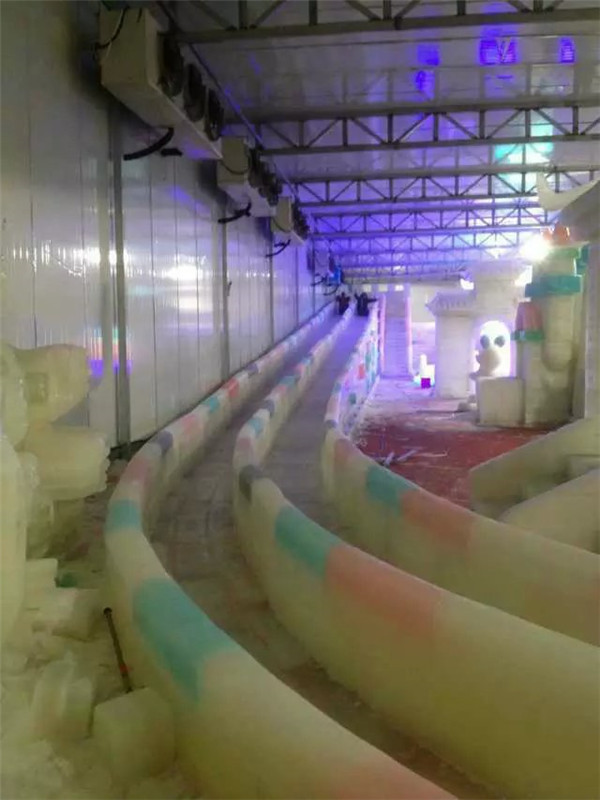 河北唐山 室內(nèi)冰雕展覽施工 (10)