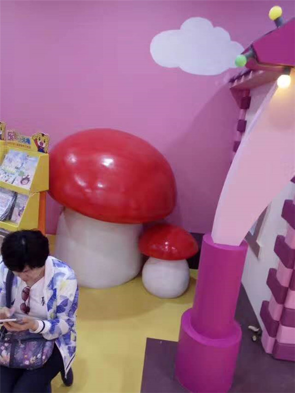 哈爾濱貫日寶貝 商業(yè)玻璃鋼造型制作 (3)